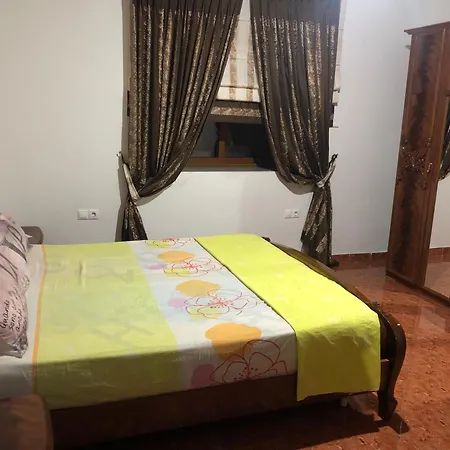 Homestay Dirala *